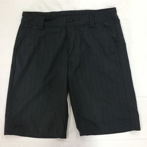 Under Armour Boys XL Golf or Dress short
